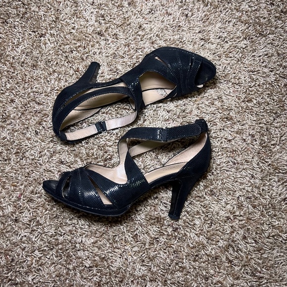 Naturalizer N5 Comfort Black Strappy Heels – 7.5W - Picture 1 of 5